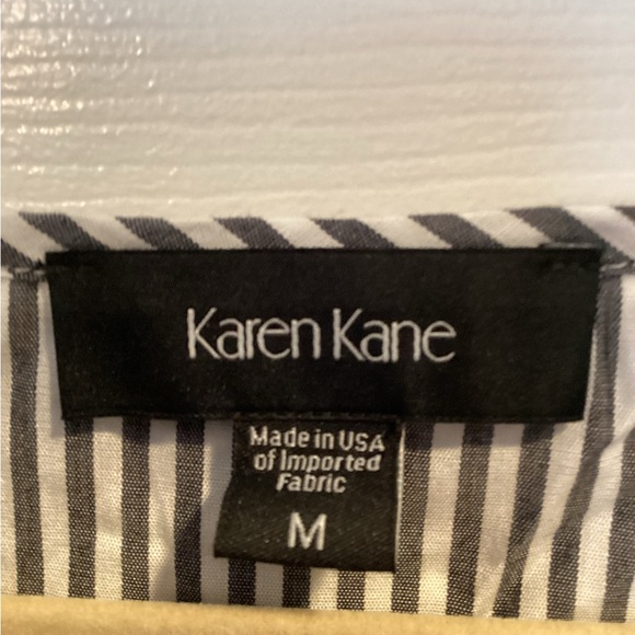 New with Tags Striped Black and White Women's Top - Picture 2 of 7